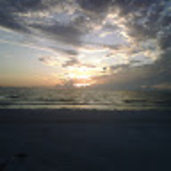 Meet your Posher, Mariana - Picture 1 of 1